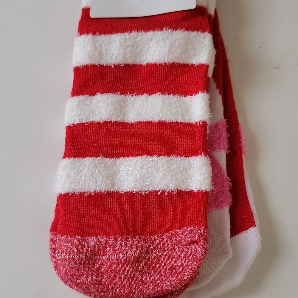 Holiday Time Low Cut Socks 2 Pair Snowman Stripes Red White Shoe Size 4-10 New